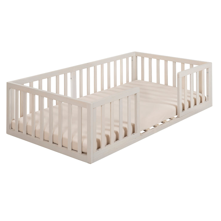 Letto Montessori a pavimento 70 x 140 cm con rete a doghe e protezione anticaduta – Stone Washed