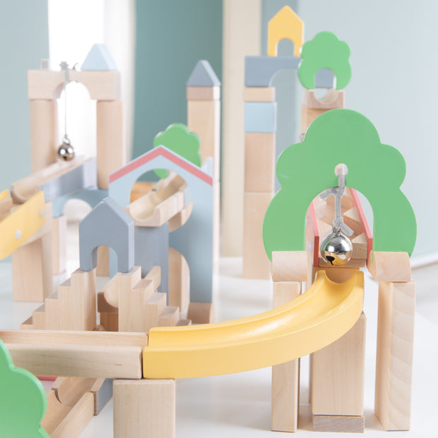 Wallway made of wood 60-part including 20-part supplementary set for landscaping