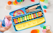 roba x Play-Doh Spielset mit Box, Kreativmatte, 12 Knete, Holzwerkzeugen & Schürze